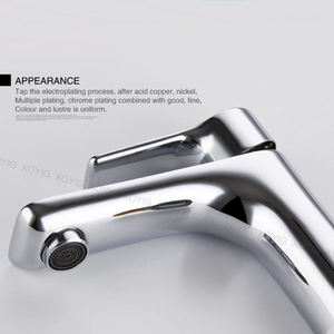 Robinet de lavabo moderne minimaliste en laiton chromé de qualité supérieure, mitigeur chaud/froid, robinet de salle de bain monotrou - Product Image 5