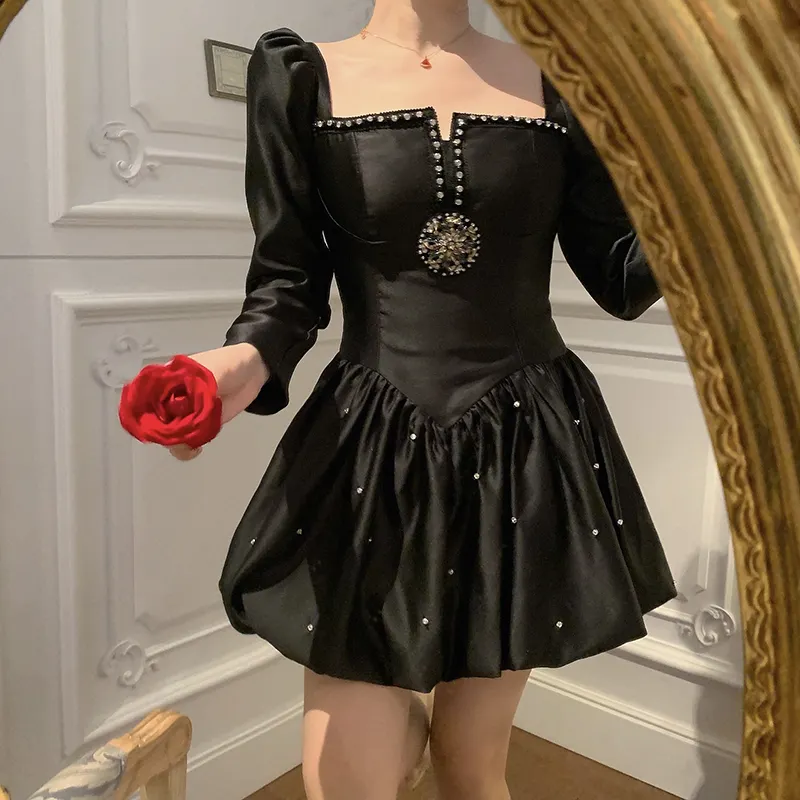 2022 ספוט מוצרים חדשים אלגנטי מזדמן ללבוש הבארוק נסיכה צרפתית תעשייה כבדה אור יוקרה פלאפי קטן שחור שמלת שמלות