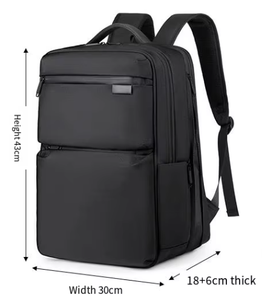 Sac à dos Oxford imperméable avec ceinture coussinée et compartiment pour ordinateur portable 15L, sac multifonction pour l'école, le bureau et les voyages - Product Image 6