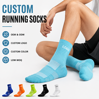 Chaussettes de course personnalisées OEM ODM, chaussettes de sport athlétiques avec logo personnalisé, couleur personnalisée, respirantes, faible MOQ, fabrication en usine