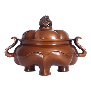 Brûleur d'encens en cuivre 8 Palais en cuivre faits à la main pour usage religieux - Product Image 3