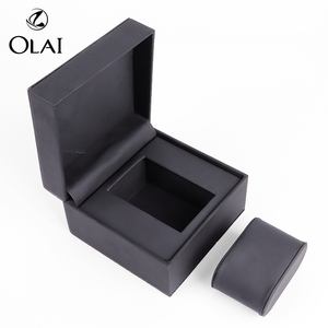 Boîte à <span class=keywords><strong>montre</strong></span> rectangulaire pour <span class=keywords><strong>homme</strong></span> avec logo personnalisé, noire, faite à la main, avec étui de rangement en <span class=keywords><strong>cuir</strong></span> PU tactile - Product Image 4