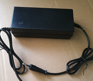 60V de litio <span class=keywords><strong>cargador</strong></span> de batería li- ion 67,2 v 5a <span class=keywords><strong>para</strong></span> una carretilla de rueda de auto equilibrio scooter monopatín - Product Image 6
