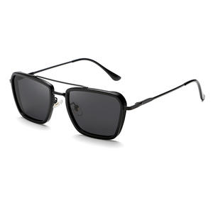 Nuevas gafas de sol de moda unisex con montura completa, lentes TAC, protección UV400, estilo dorado y negro 1072 - Product Image 1