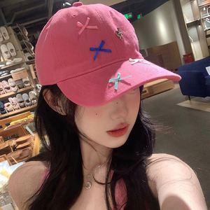 หมวกเบสบอลสไตล์วินเทจสีชมพูเดนิมแบบปรับได้สำหรับผู้หญิง - Product Image 5