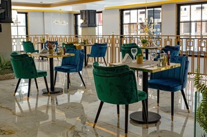 <span class=keywords><strong>Banquette</strong></span> en similicuir pour <span class=keywords><strong>restaurant</strong></span> <span class=keywords><strong>professionnel</strong></span> commercial Cabines en bois vert Tables et chaises de patio pour <span class=keywords><strong>restaurant</strong></span> moderne - Product Image 5