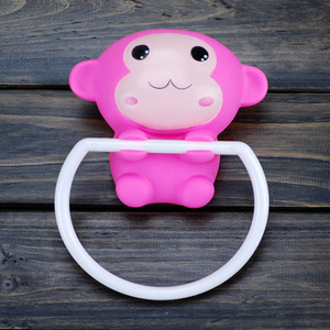 Descuentos en grandes almacenes: manteles individuales, bolsos cruzados, perchas de aleación de aluminio, moldes para helados, moldes para cubitos de hielo con forma de huevo. - Product Image 4