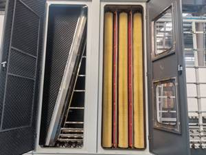 CHANGSHENG Automatische Verticale Glaswasmachine 2000mm 2500mm Isolatieglas Was- en Droogmachine PLC-gestuurde Motor - Product Image 4