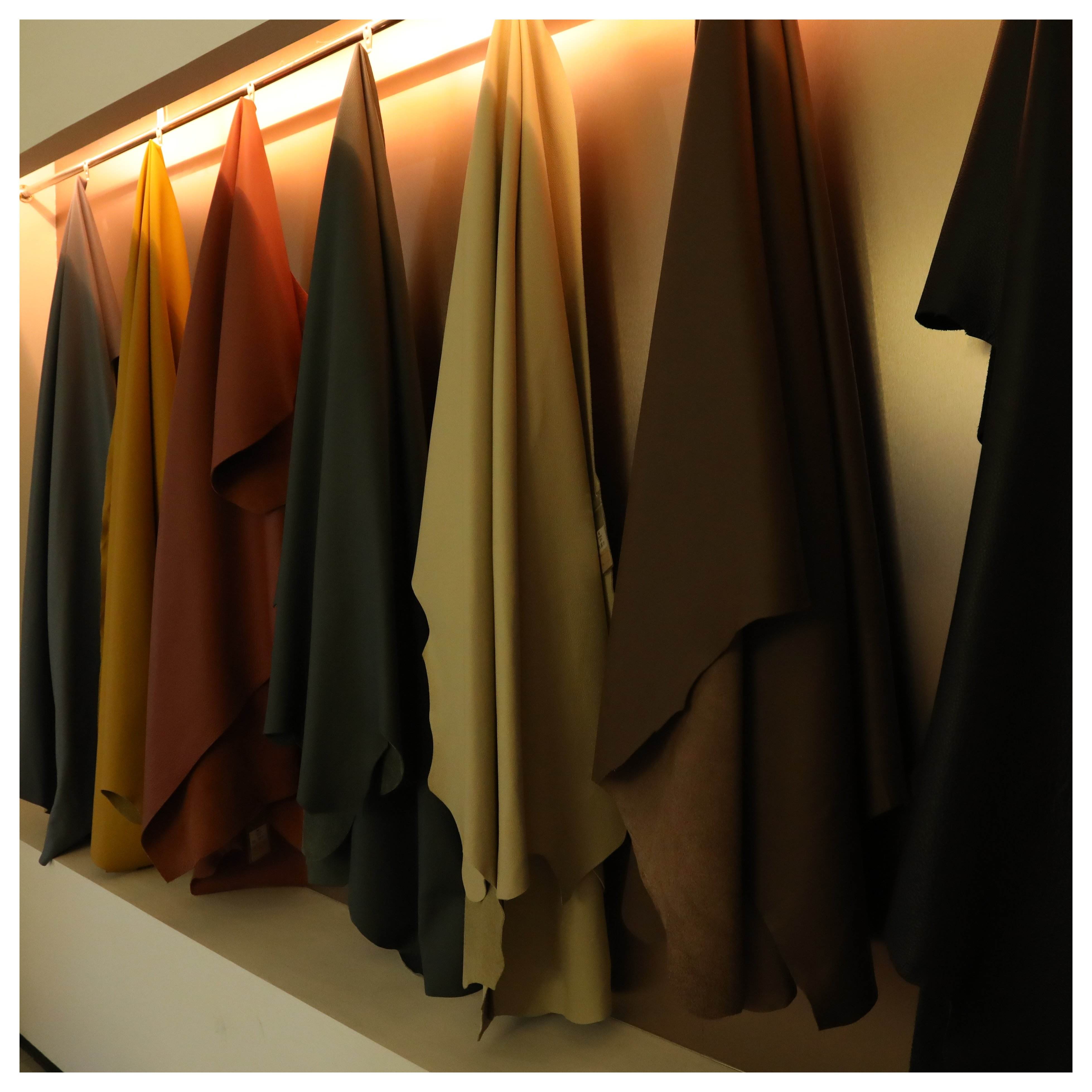 มีสีมากขึ้นที่ฝ่ายบริการลูกค้า