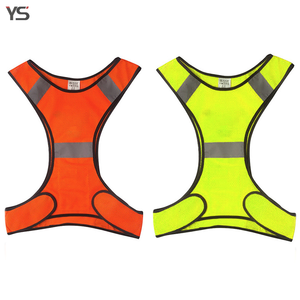 Gilet da Ciclismo Ultra-Leggero Traspirante Riflettente ad Alta Visibilità per Corsa Notturna e Ciclismo - Product Image 1