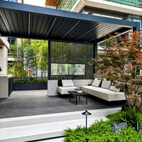 Pergola motorisée à lames réglables en aluminium, écran latéral rétractable, autoportante, imperméable, pour patio extérieur, pavillon, villa