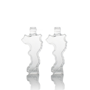 Bouteilles en verre personnalisées à haute teneur en silex, nouveau design unique en verre transparent pour whisky vodka brandy rhum gin <span class=keywords><strong>tequila</strong></span> avec bouchon en liège - Product Image 2