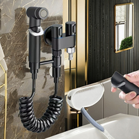Ensemble de robinet de bidet mural moderne en acier inoxydable noir, auto-nettoyant, avec douchette à pression pour WC