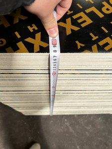 फिल्म का सामना प्लाईवुड ट्रिप्ले फेनोलिको 18 मिमी y ट्रिप्ले अनुकूलन लोगो उच्च गुणवत्ता वाली प्लाईवुड 10 से अधिक बार इस्तेमाल किए गए पॉपलर लकड़ी - Product Image 3