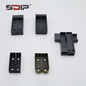 Nouveau support de tige de suspension de garde-robe en alliage de Zinc <span class=keywords><strong>barre</strong></span> horizontale tige de suspension <span class=keywords><strong>fixation</strong></span> bride siège épaissi siège inférieur pour vêtements - Product Image 1