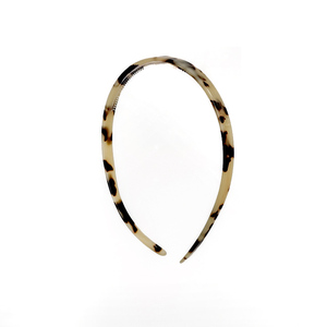 YIYI Ventes directes d'usine personnalisées <span class=keywords><strong>pas</strong></span> <span class=keywords><strong>cher</strong></span> bandeau en acétate d'écaille de tortue simple tempérament bandeau pour femmes en gros - Product Image 1