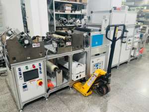 Machine de revêtement de condensateurs en graphène en rouleau à rouleau personnalisée par une bonne usine, revêtement métallique pour les tests de laboratoire, noyau de moteur - Product Image 6