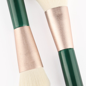 Green Wood Handle 9-Piece Makeup Brush Set Synthetic Hair Face Brush Travel-Friendly <b>Foundation</b> Application - Product Image 3