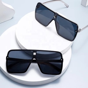 Men Oversized <b>Square</b> <b>Sunglasses</b> Women High Quality Flat Top One Piece Lens Colorful Mirror UV400 Fashion Glasses for Women - Product Image 2