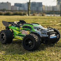 Camion RC tout-terrain 4x4 haute vitesse à grande échelle 1/18, moteur brushless, télécommande métallique, câble USB inclus - Prêt à l'emploi