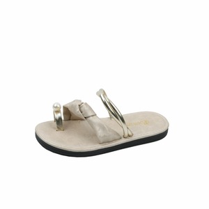 Pantoufles plates haut de gamme pour femmes, style niche française, pour l'extérieur, vente en gros |   Nouvelles sandales de plage décontractées à boucle d'orteil, style été tendance - Product Image 5
