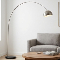 Lampadaire LED de luxe moderne certifié avec base en acier inoxydable, hauteur réglable, interrupteur au pied et télécommande pour hôtel
