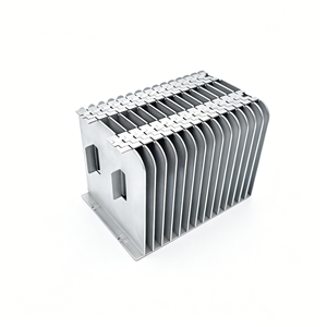 Dissipateur thermique en aluminium extrudé avec caloduc en cuivre sur mesure et ailettes à fermeture éclair pour le refroidissement industriel des <span class=keywords><strong>puces</strong></span> CPU - Product Image 2