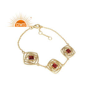 Bracelet en pierre précieuse grenat naturel, bracelet multi-carrés, design argenté plaqué or, fabricant de bijoux, collection classique - Product Image 1