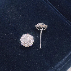 Orecchini a Perno con Fiori Ispirati alla Francia per Donne, Gioielli alla Moda Freschi e Scintillanti, Vendita all'Ingrosso - Product Image 6