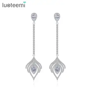 LUOTEEMI Anniversary Gifts Charm Earrings Feather Shaped Fashion Jewelry Earrings for Women