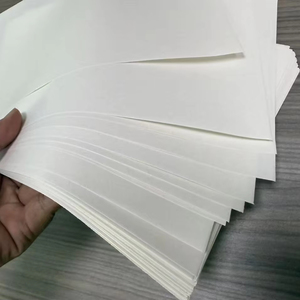 Hojas de papel de embalaje de papel de periódico para envolver regalos sin imprimir Papel de noticias limpio 45gsm Precio de fábrica de alta calidad Papel de periódico - Product Image 1