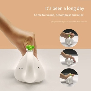 Lampe tactile LED écologique MEGO HOME en silicone/silicone+ABS, forme d'éléphant de dessin animé, veilleuse pour les chambres de bébé/enfants - Product Image 3