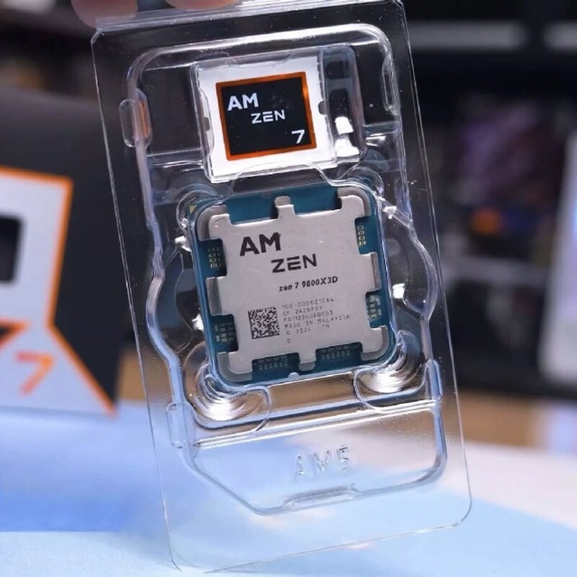 Latest AM5 R7 9800X3D New CPU Zen 5 8 Core 16 Threads 9000 Series 4.7GHz 30MB L3 Cache Desktop Gaming Processor