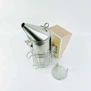 Chinabees, ahumador de apicultura, equipo de acero inoxidable, caja de colmena, suministros de herramientas para colmena, fabricante de humo Manual de abejas con Hoo colgante - Product Image 6