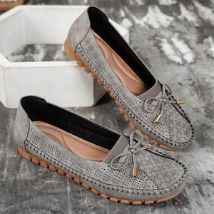 Women's <b>Pointed</b> <b>Toe</b> Grey <b>Flat</b> Loafers,LightWeight Sole Ballet-Style Casual Shoes,Comfortable Slip-On Moccasin - Product Image 5