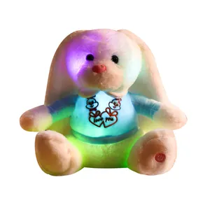 사용자 정의 재단사 매력적인 부드러운 플러시 led 조명 토끼 동물 인형 플러시 led 빛 토끼 베개 수 놓은 티셔츠
