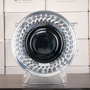 Nouvelle conception concave, jantes en alliage d'aluminium forgé monobloc, finition argentée, ajustement universel, 15-26 pouces, 5x114.3/112/130 PCD, 10 ans - Product Image 1