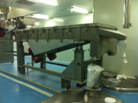 Industrielle hoch frequente lineare Vibrations sieb maschine Gips abscheider und Erz anwendung mit Kern motor komponenten