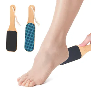 25Cm Houten Handvat Voetvijl Pedicure Manicure Tool Dubbelzijdig Schuurpapier Callus Verwijderaar Voeten Exfoliator Scrubber Voor Mannen