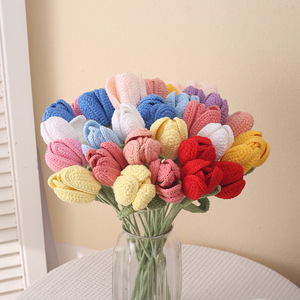 Arrangement de fleurs artificielles en fil de tulipe tricoté à la main Kexiang pour la décoration de la maison et les cadeaux - Product Image 3
