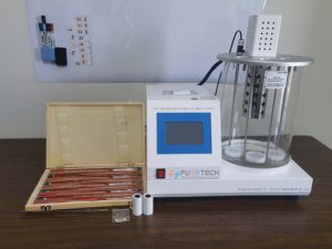 Kit de prueba de aceite de suministro de fábrica de China FUOOTECH equipo de análisis de densidad de aceite portátil para productos petrolíferos - Product Image 3
