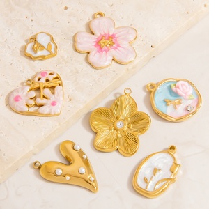 Women's 18K Gold Stainless Steel Jewelry Accessories Exquisite DIY Bracelet <b>Necklace</b> Pendant Fashionable Fashion Pendants Charms - Product Image 1