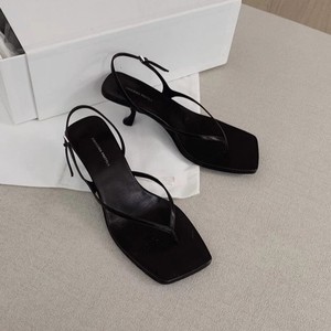 Tacchi alti da donna nuovi sandali <span class=keywords><strong>con</strong></span> <span class=keywords><strong>tacco</strong></span> a spillo e <span class=keywords><strong>infradito</strong></span> <span class=keywords><strong>con</strong></span> <span class=keywords><strong>tacco</strong></span> Cat - Product Image 4