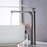 Robinet de lavabo moderne en laiton brossé doré, à poignée unique, résistant à la corrosion, durable, à montage sur comptoir, design personnalisé et écologique