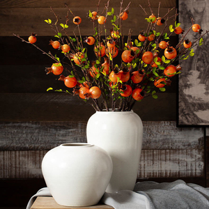 Ensemble de vases en céramique blanche Vases à fleurs Wabi-Sabi modernes <span class=keywords><strong>pour</strong></span> centres de table Vases minimalistes mats pampas <span class=keywords><strong>pour</strong></span> étagère de table décor à la maison - Product Image 3