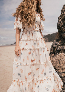 2023 automne <span class=keywords><strong>vacances</strong></span> femmes élégantes à manches courtes à plusieurs niveaux smocké en mousseline de soie Maxi robes - Product Image 4