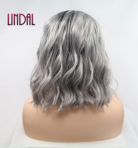 LINDAL สีเงินสีเทาสั้นตัดลูกไม้สังเคราะห์หยิกด้านหน้า Bob ผมหยิกวิกผมลูกไม้ด้านข้างแยกความร้อนแพลทินัมสีเทาวิกผม - Product Image 2