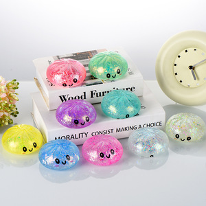 Peluche Antiestrés de Malta con Diseño Divertido, Material TPR Comprimible, Simulación de Bollo Pequeño al Vapor, Color Dorado - Product Image 1