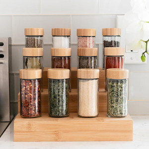 Nouveau modèle Contenants d'assaisonnement de 4oz Pot à épices Bouteille shaker avec couvercle en bois de bambou Ensemble de pots à épices ronds en verre - Product Image 6