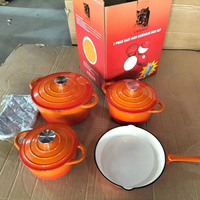 Casserole à lait en fonte émaillée personnalisée 7 pièces Marmite néerlandaise antiadhésive Batterie de cuisine Passe au four pour une utilisation en extérieur